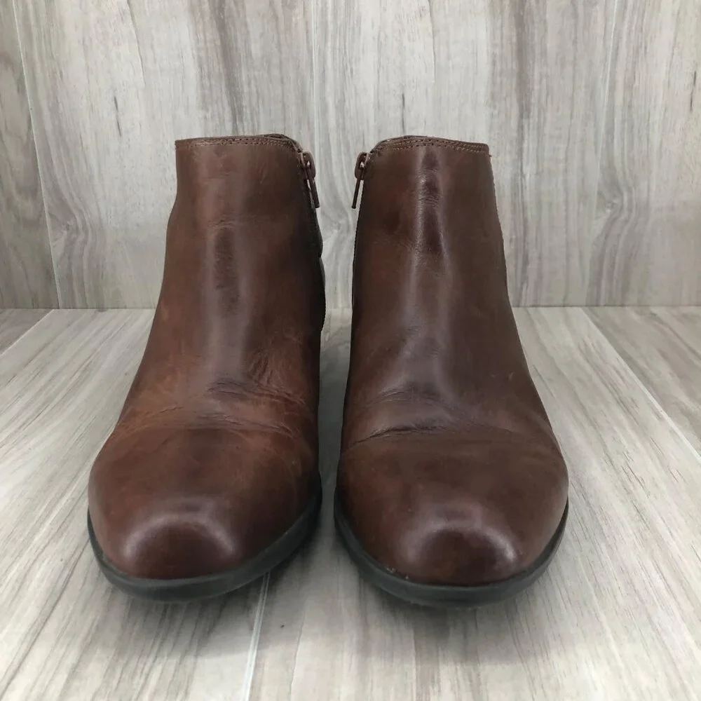 Clarks Ankle Boots Womens 10M Brown Leather Zip Booties